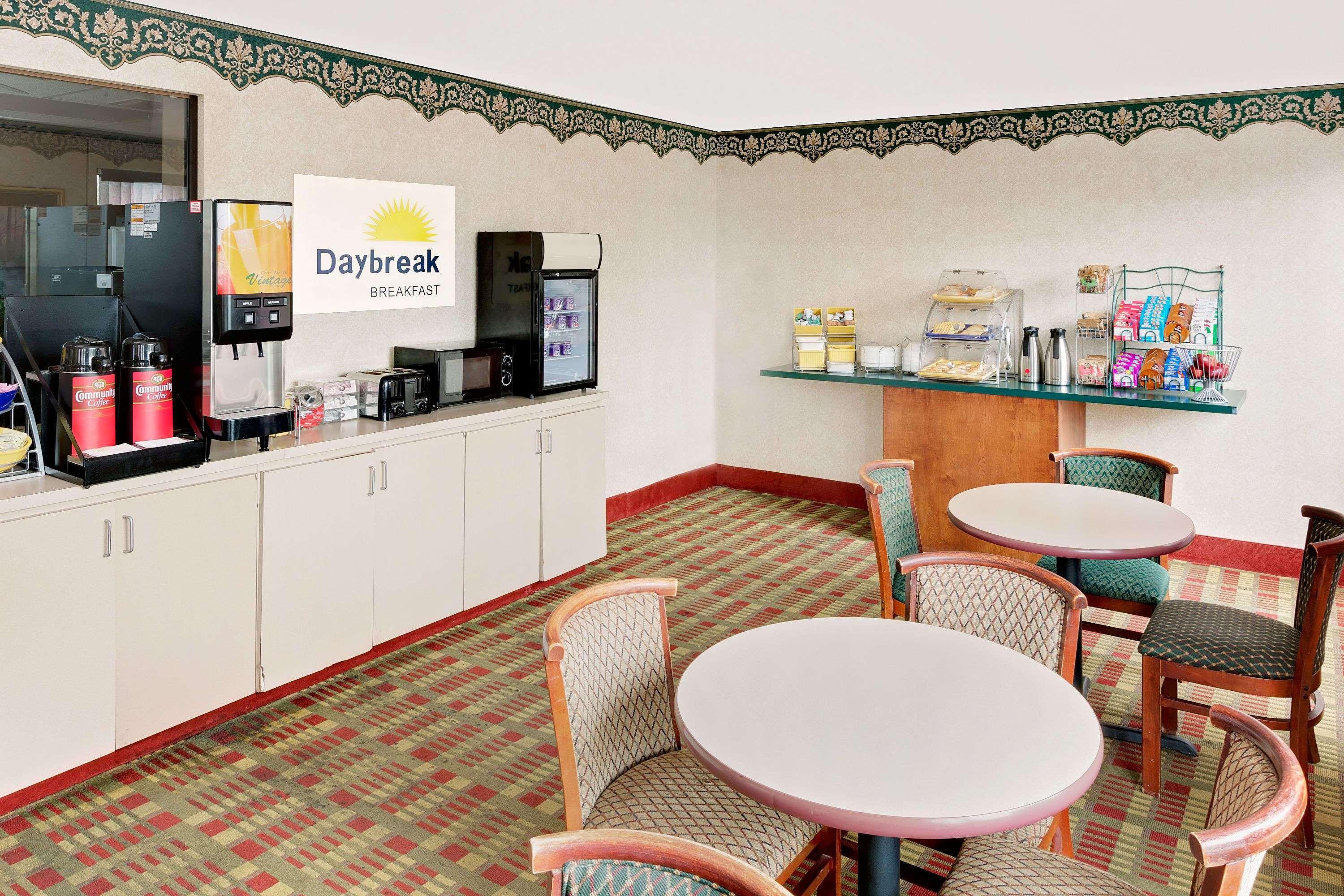Days Inn & Suites By Wyndham Opelousas Exterior foto
